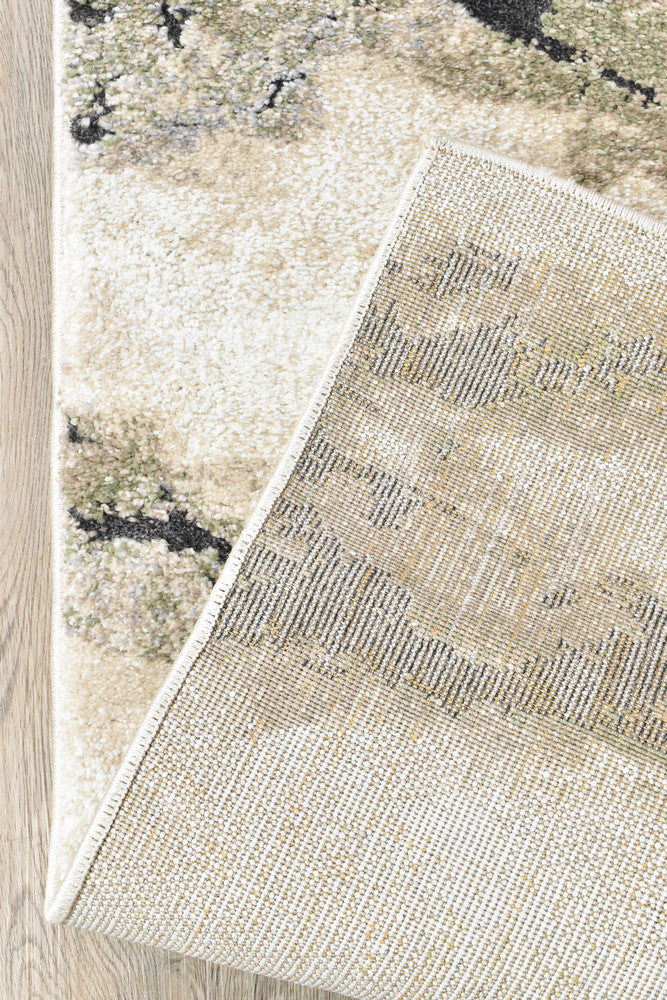 Sofia Sagefrost Runner