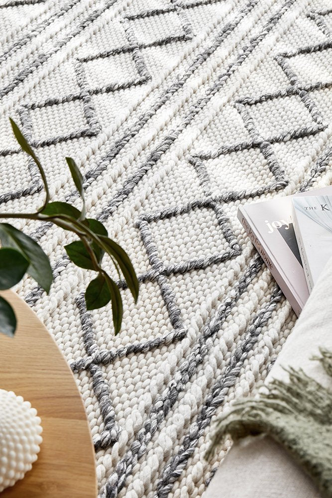 Studio Hand Woven White Grey Floor rug