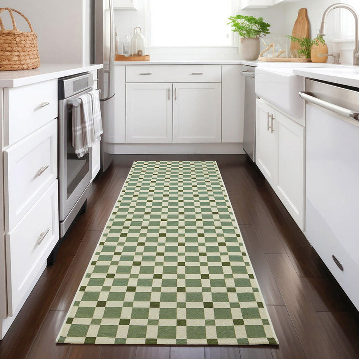 Vista Tito Green Runner Rug