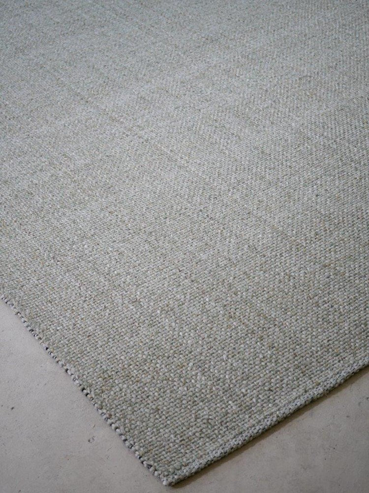 Aruba Moss Indoor Outdoor Handwoven Floor Rug