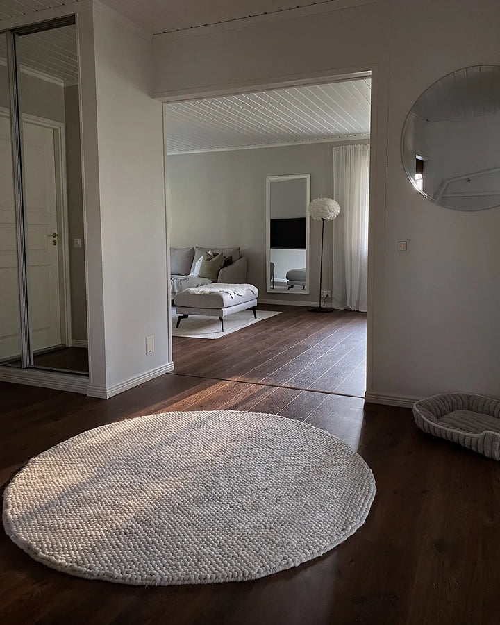 Pebbles White Hand Woven Floor Rug