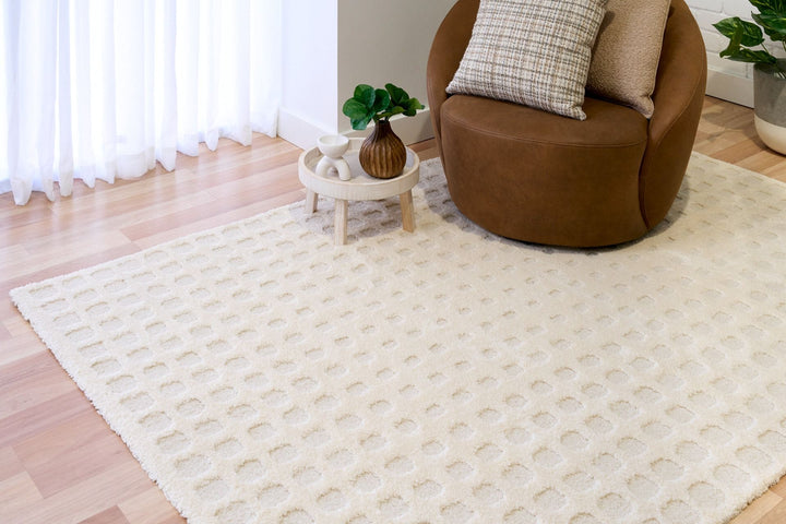 OZLAND DOTS  EASY CARE FLOOR RUG