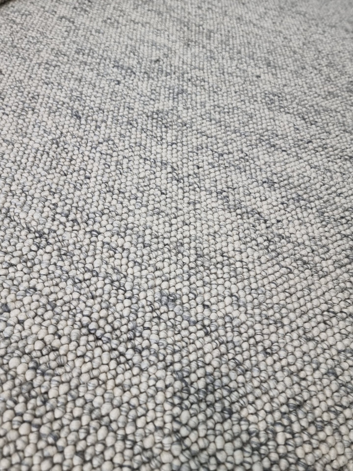 Pebbles Light Grey Pure Wool Hand Woven FLoor Rug
