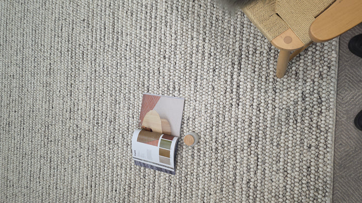 Pebbles Quatrz Pure Wool hand Woven Floor rug