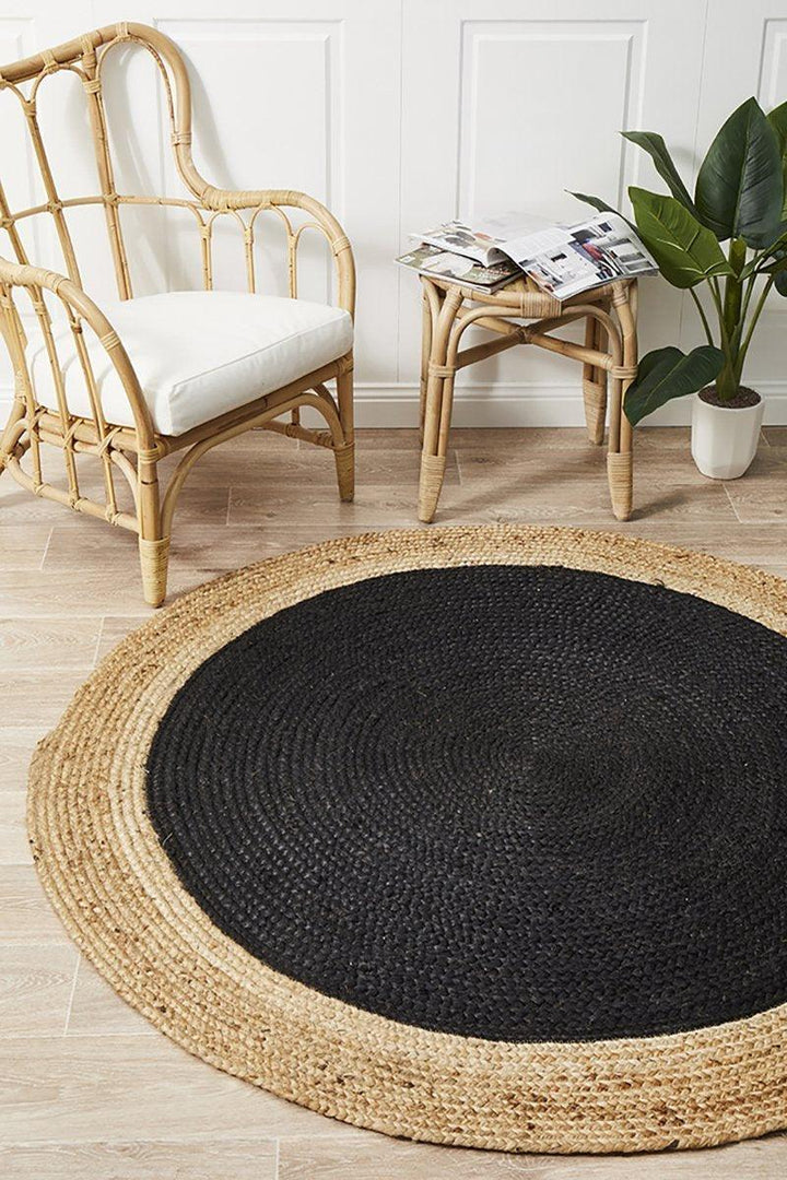 Larnia Contemporary Handmade Round Black Rug - All Modern Design