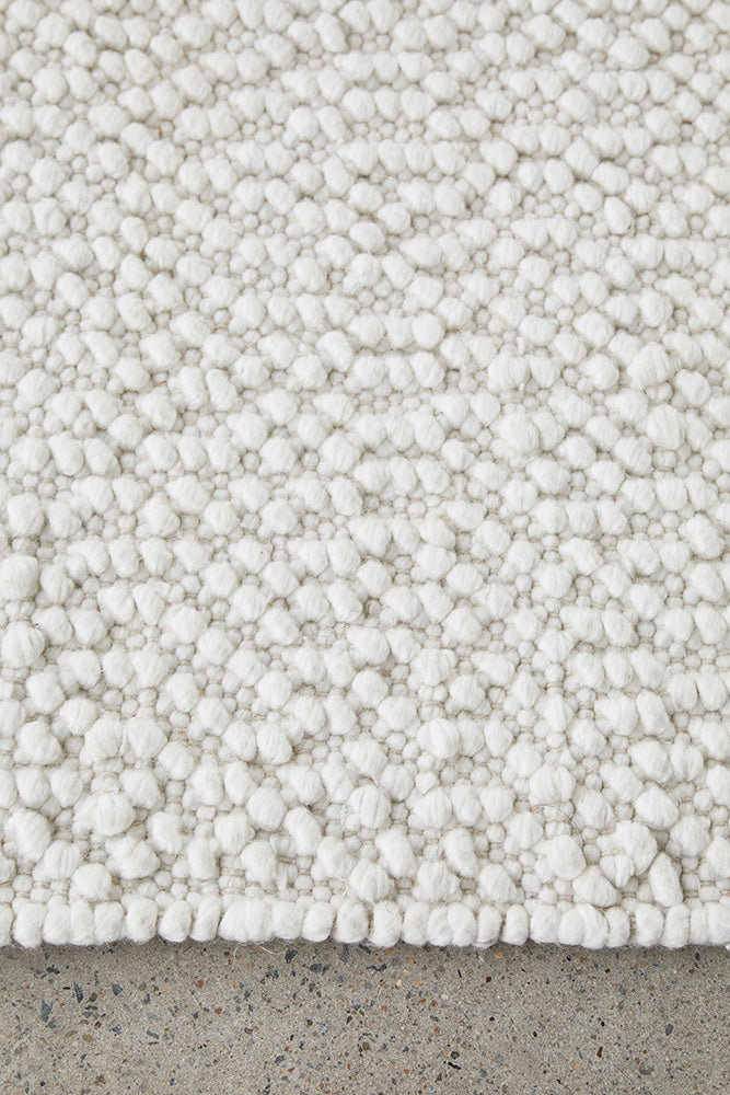 Boucle White hand made floor rug