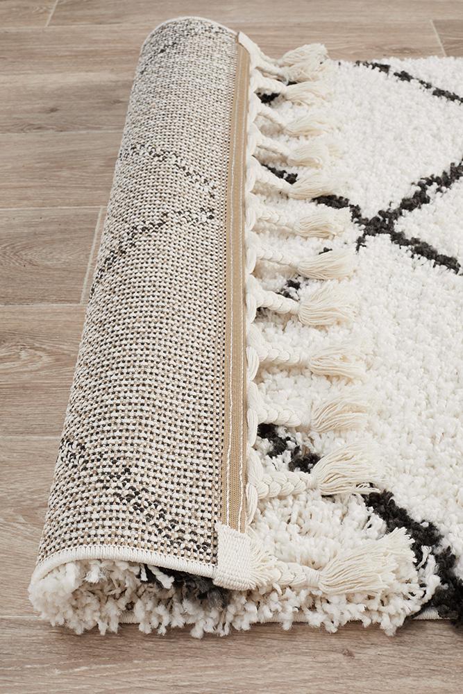 Pandora Diamond White Hallway Runner - All Modern Design