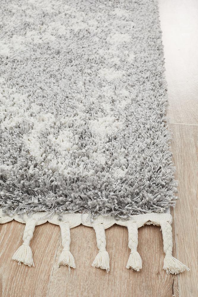 Pandora Accord Silver Rug - All Modern Design