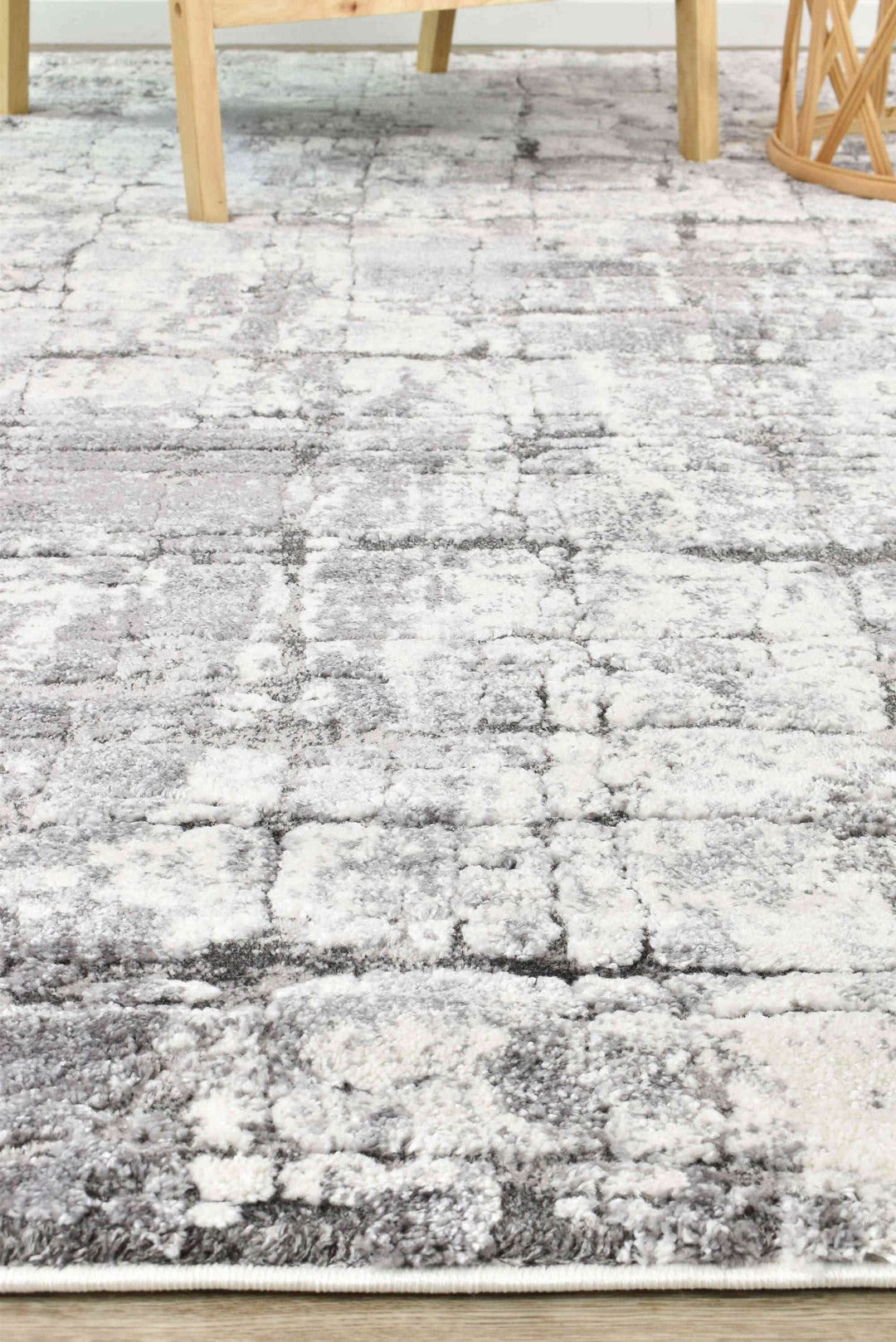 Roman 09717A Flooded Gum